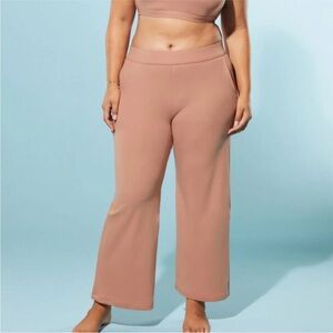 Yitty x Fabletics Body Butter Straight Leg Lounge Pants in Brown Sugar Medium